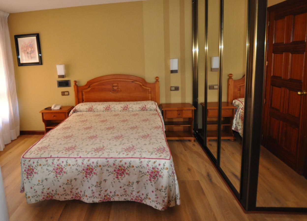 Hotel Pelayo Isla Plana Extérieur photo